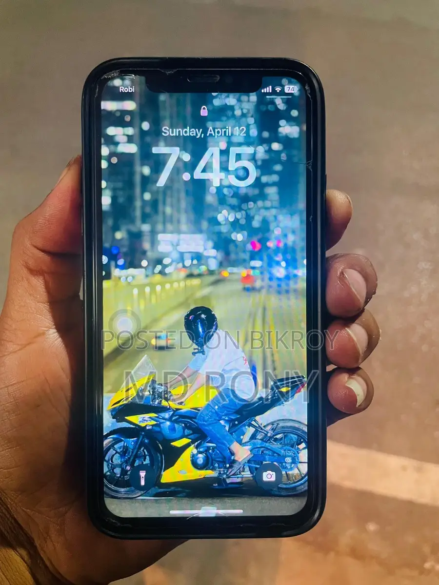 Apple iPhone X (Used)