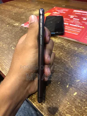 Apple iPhone 8 (Used)