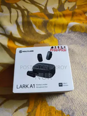 Hollyland Lark A1 microphone.