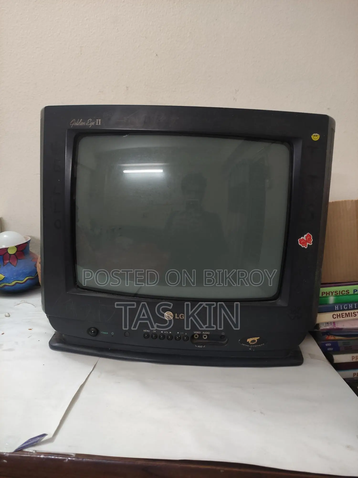 LG CRT TV