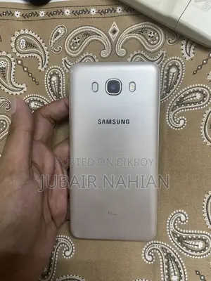 Samsung Galaxy J7 (Used)