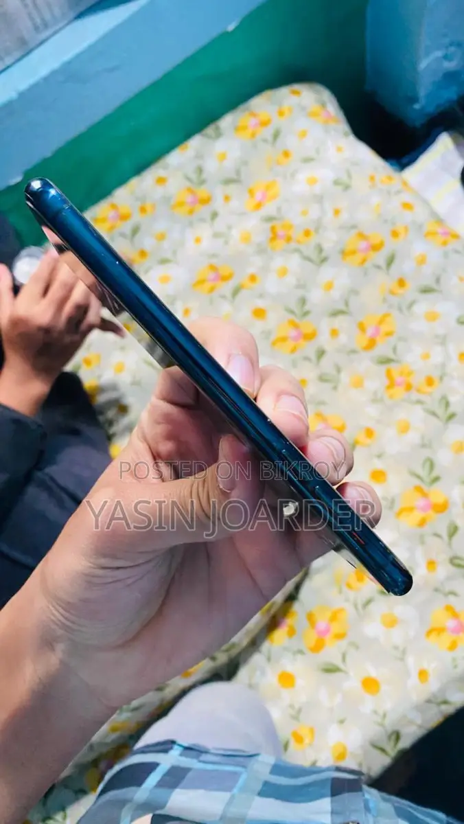 অ্যাপল আইফোন ১১ প্রো ম্যাক্স (ব্যবহৃত)