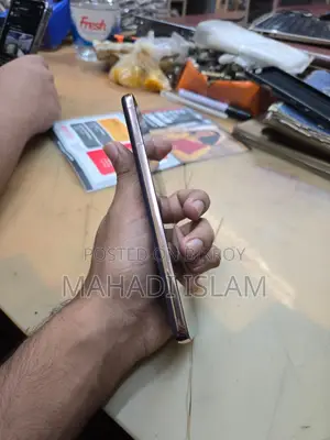 Samsung Galaxy S21 (Used)