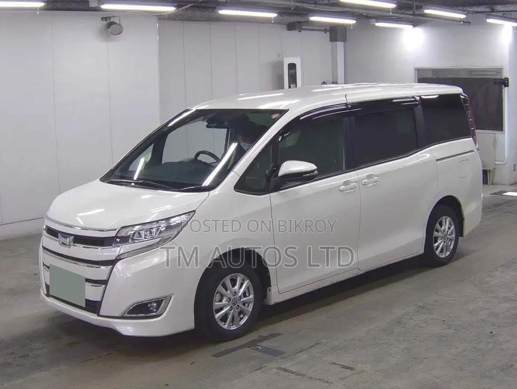 Toyota Noah G PKG 4.5 PEARL 2020