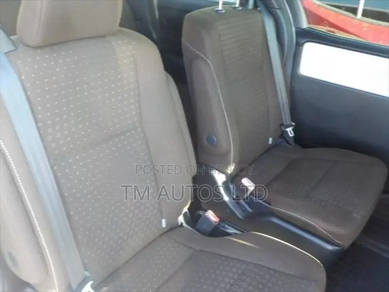 Toyota Noah G PKG 4.5 PEARL 2020