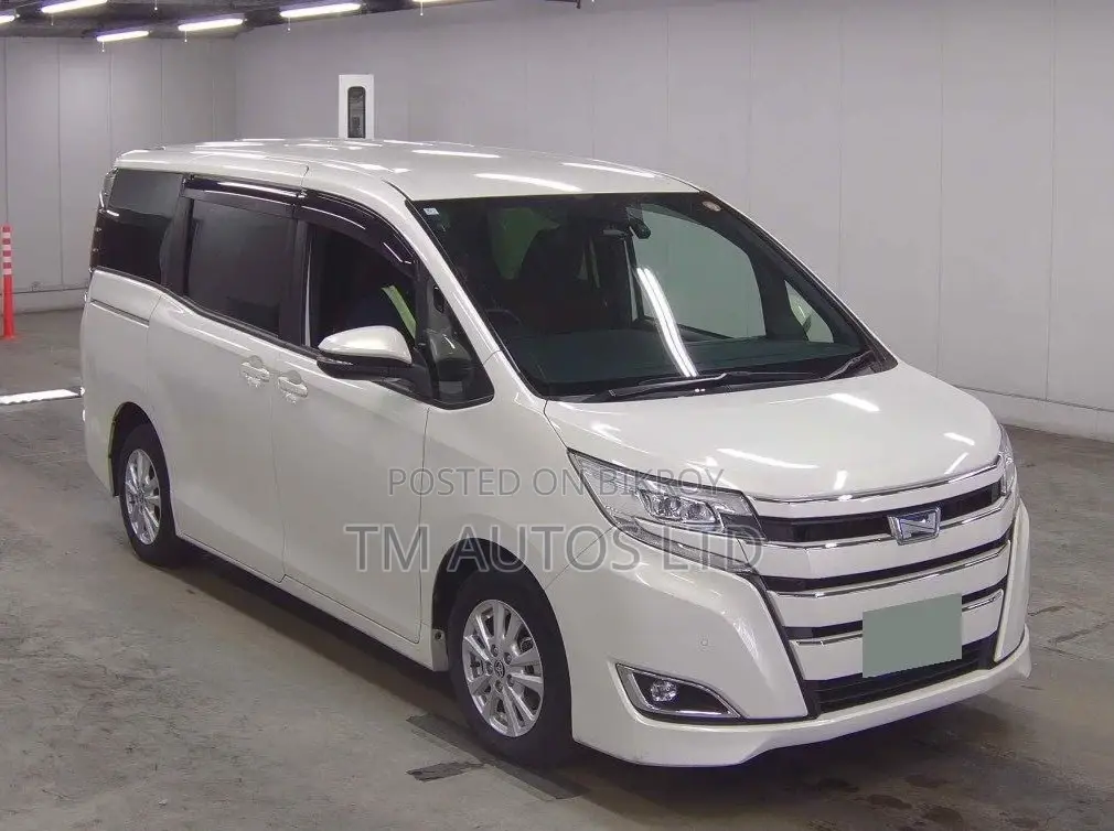 Toyota Noah G PKG 4.5 PEARL 2020