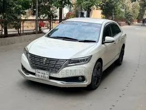 Toyota Premio 2013 White