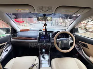 Toyota Premio 2013 White