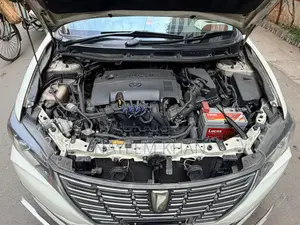 Toyota Premio 2013 White