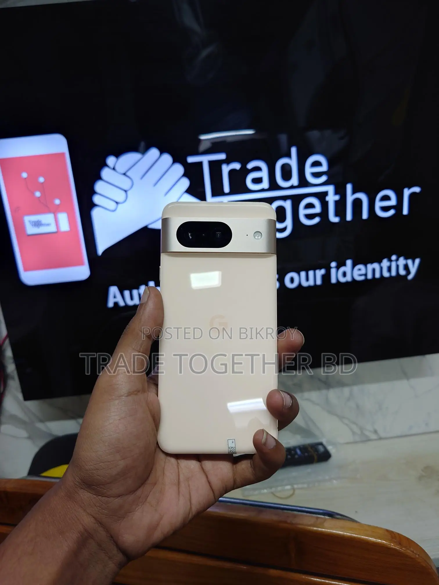 Google Pixel 8 (Used)