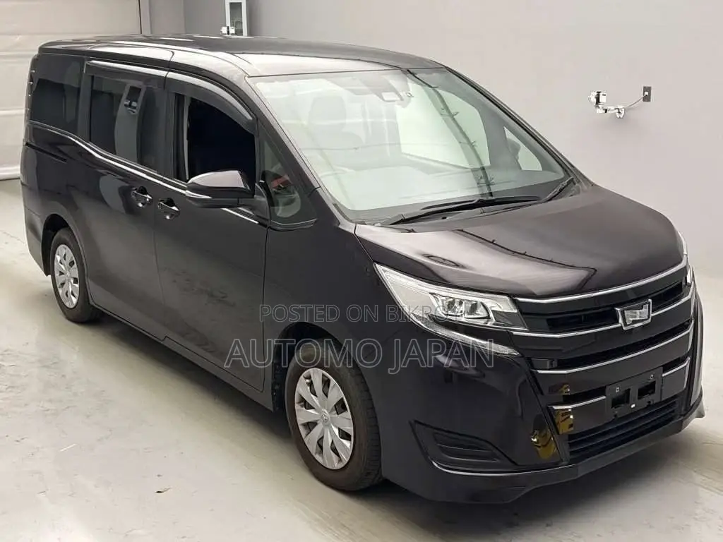 Toyota Noah G 2021