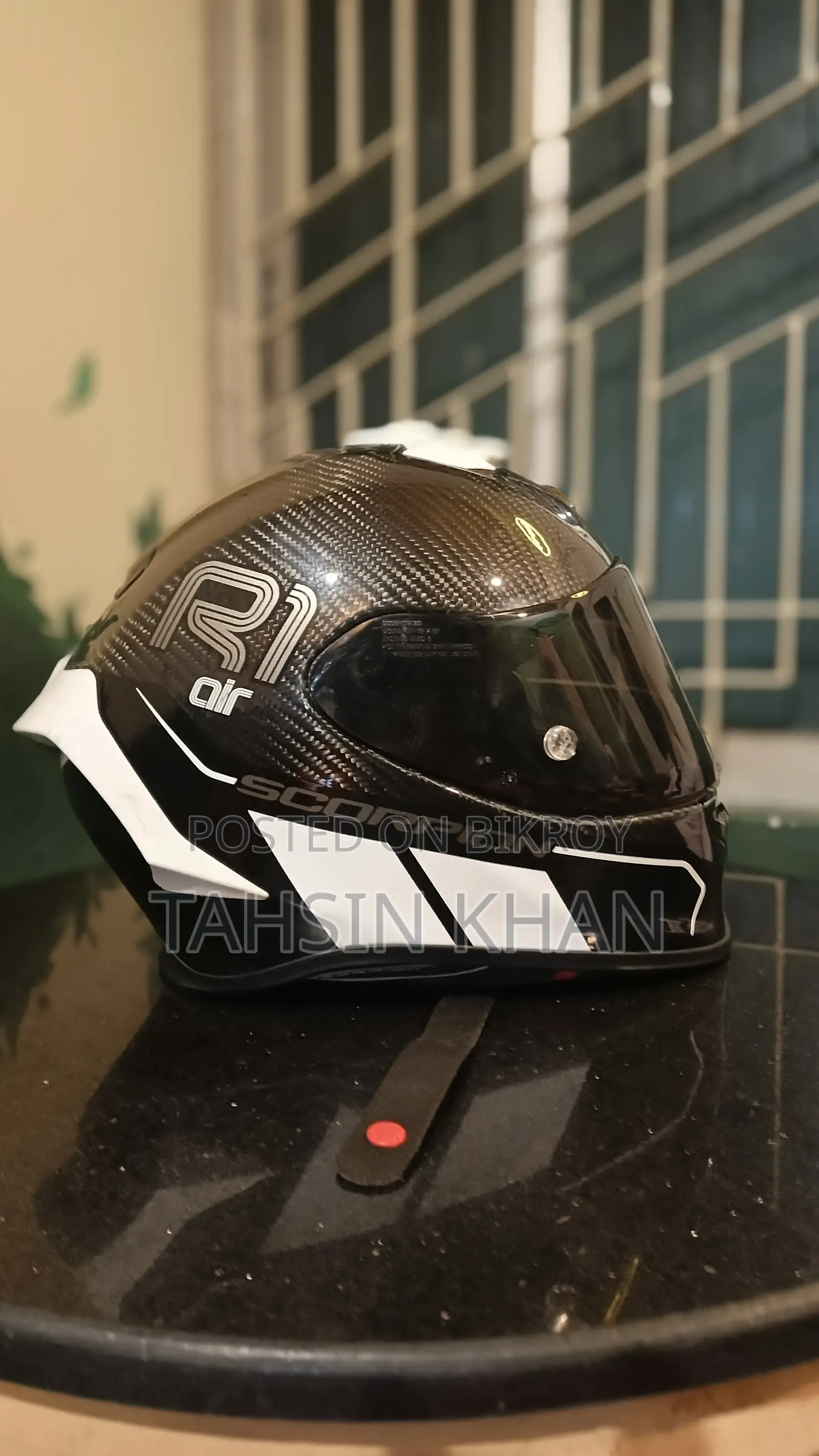 Scorpion Exo R1 air carbon & Communicator : Lexin Gtx