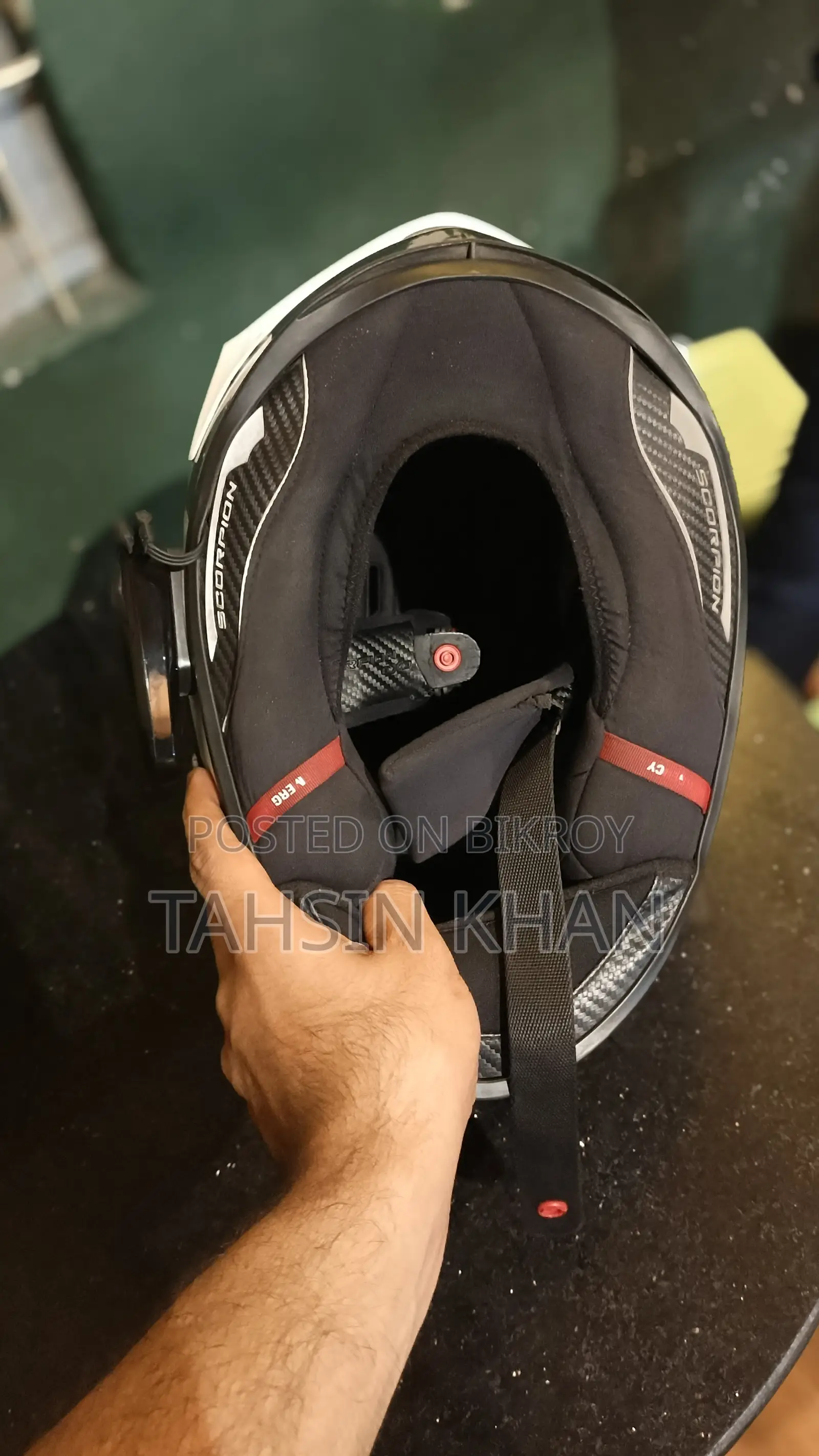 Scorpion Exo R1 air carbon & Communicator : Lexin Gtx
