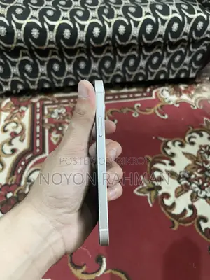 Apple iPhone 12 (Used)