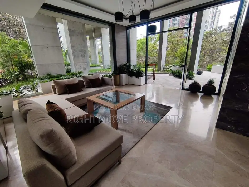 4bdrm Apartment in Dhanmondi for sale