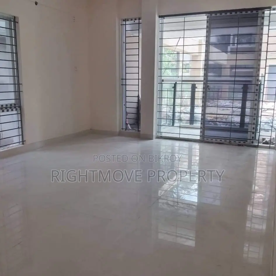 4bdrm Apartment in Dhanmondi for sale