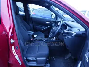Toyota Corolla Cross S PKG,REDWINE 2022