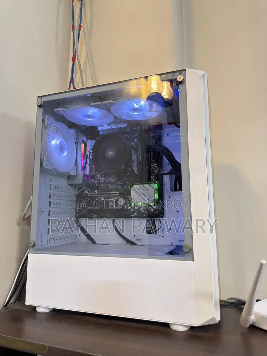 Desktop for sale