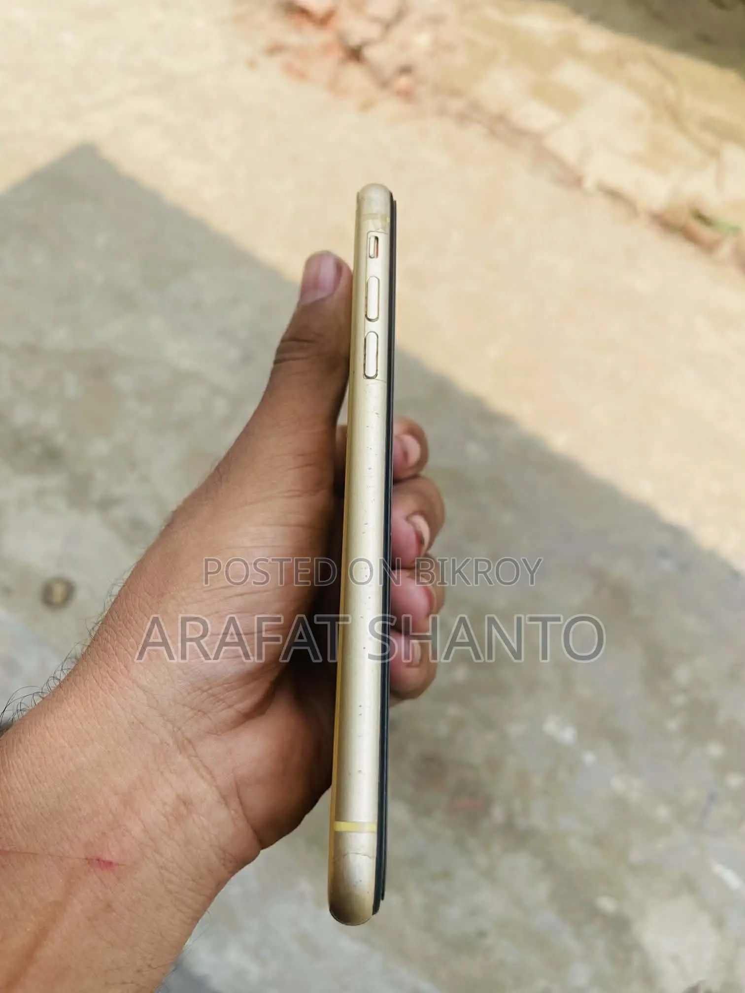Apple iPhone XR (Used)