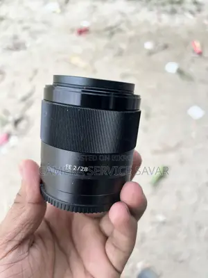 Sony FE 28mm f/2 Lens