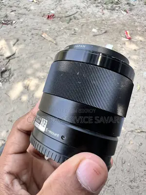 Sony FE 28mm f/2 Lens