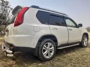 Nissan X-Trail 2012 Pearl
