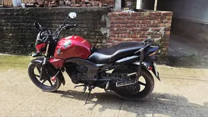 Honda CB 2017 Red