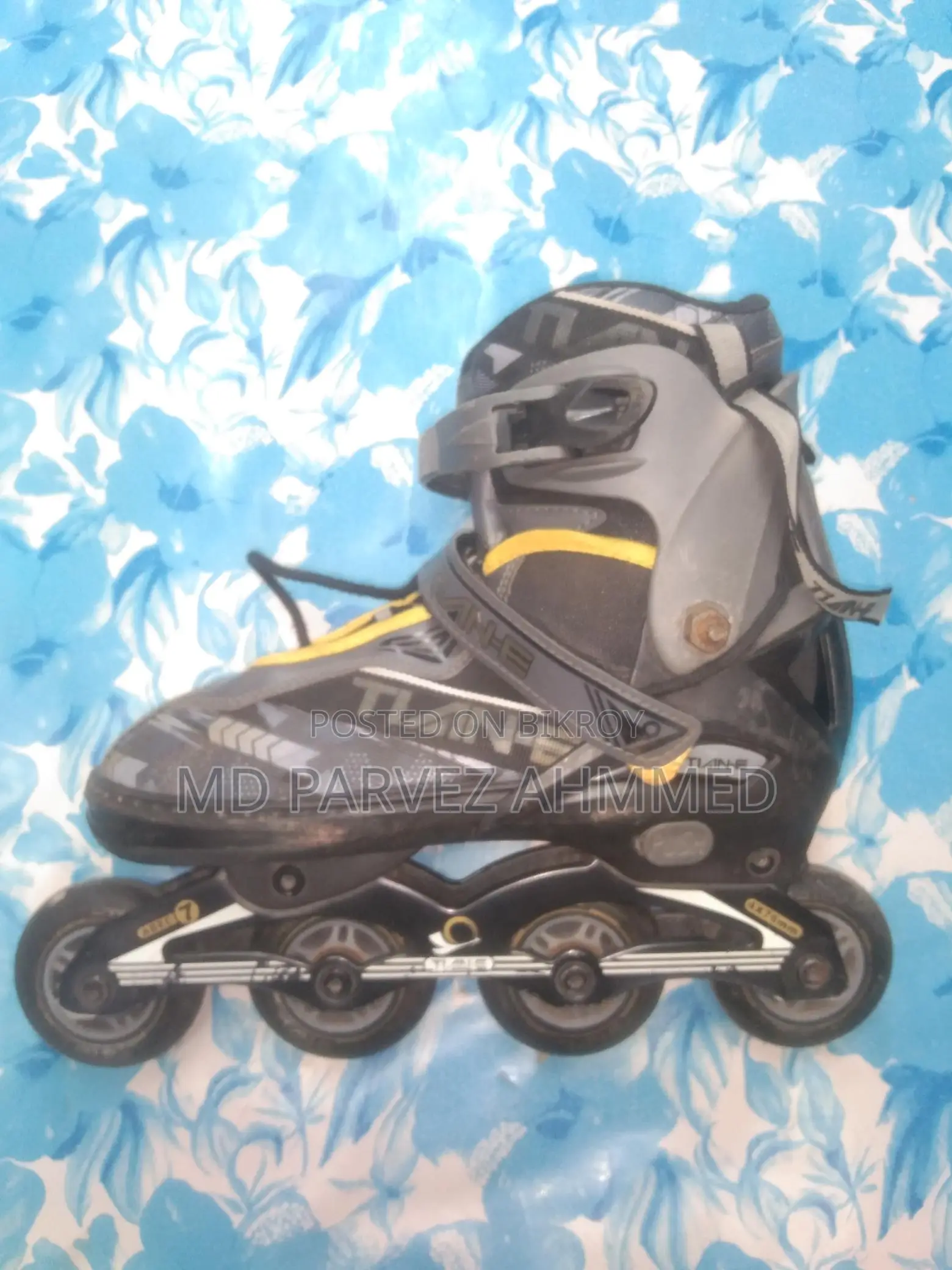 Skating Shoes