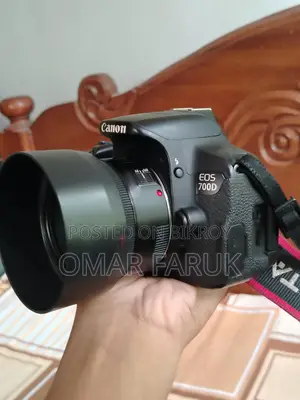 Canon 700d + 50mm Stm Lence বিক্রয় করা হবে