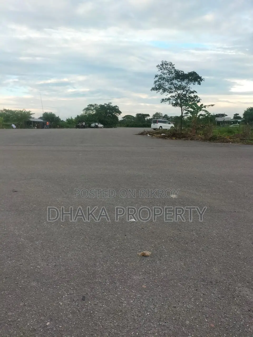 100ft Rd Commercial 5 Katha at Sector- 10