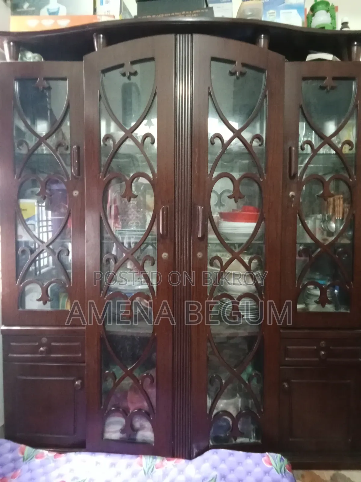মালয়েশিয়ান কাঠের পণ্য