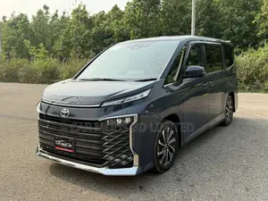 Toyota Voxy 2023 Gray