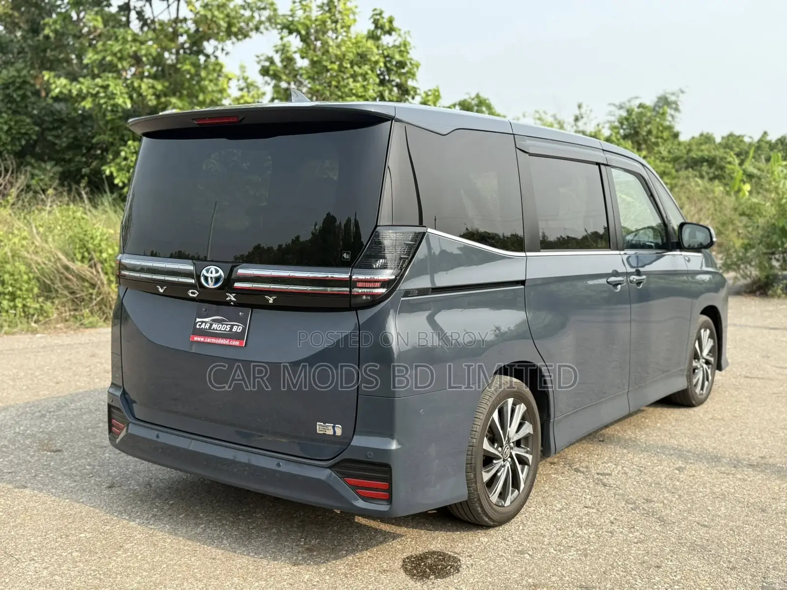 Toyota Voxy 2023 Gray