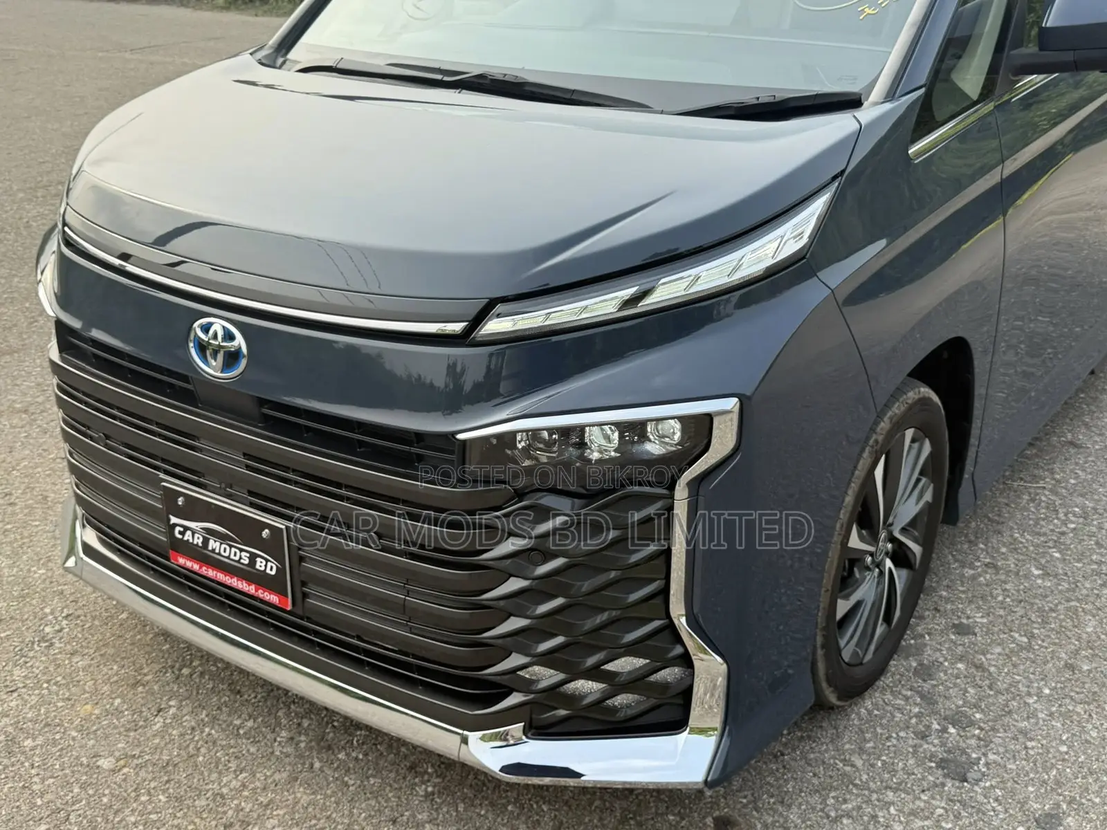 Toyota Voxy 2023 Gray