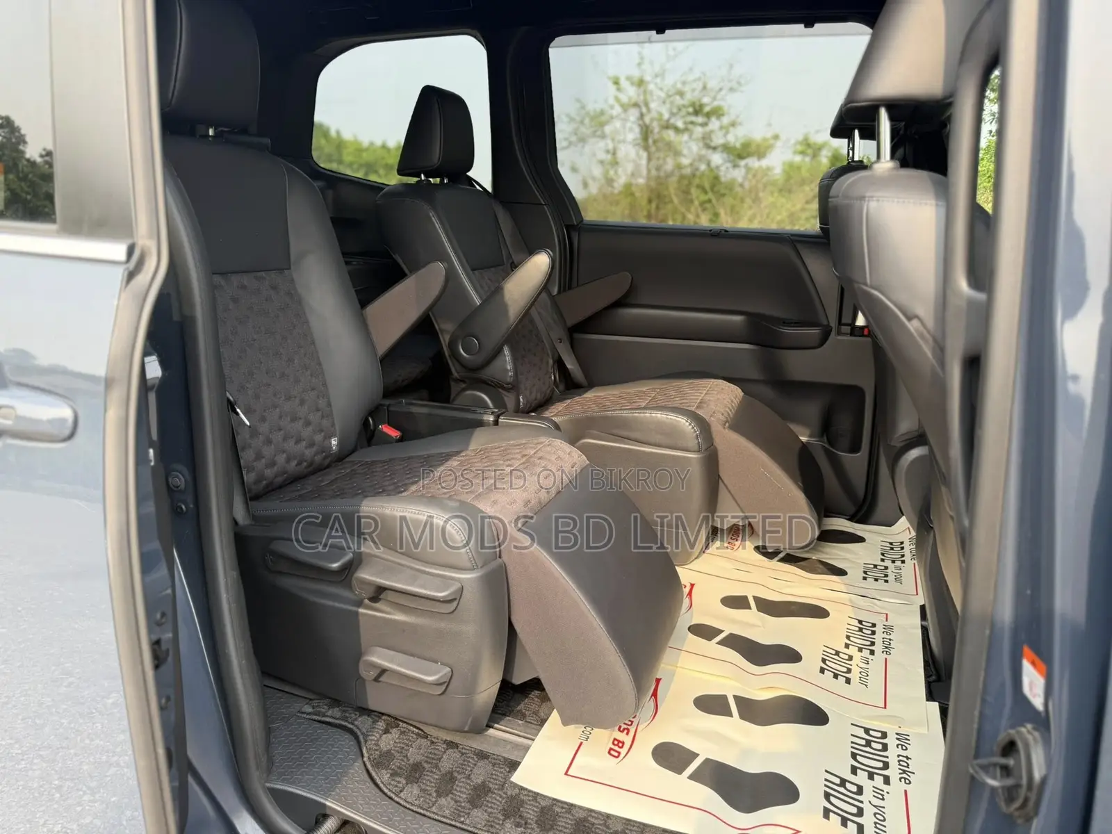 Toyota Voxy 2023 Gray