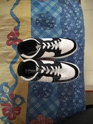 জুতা বিক্রয়