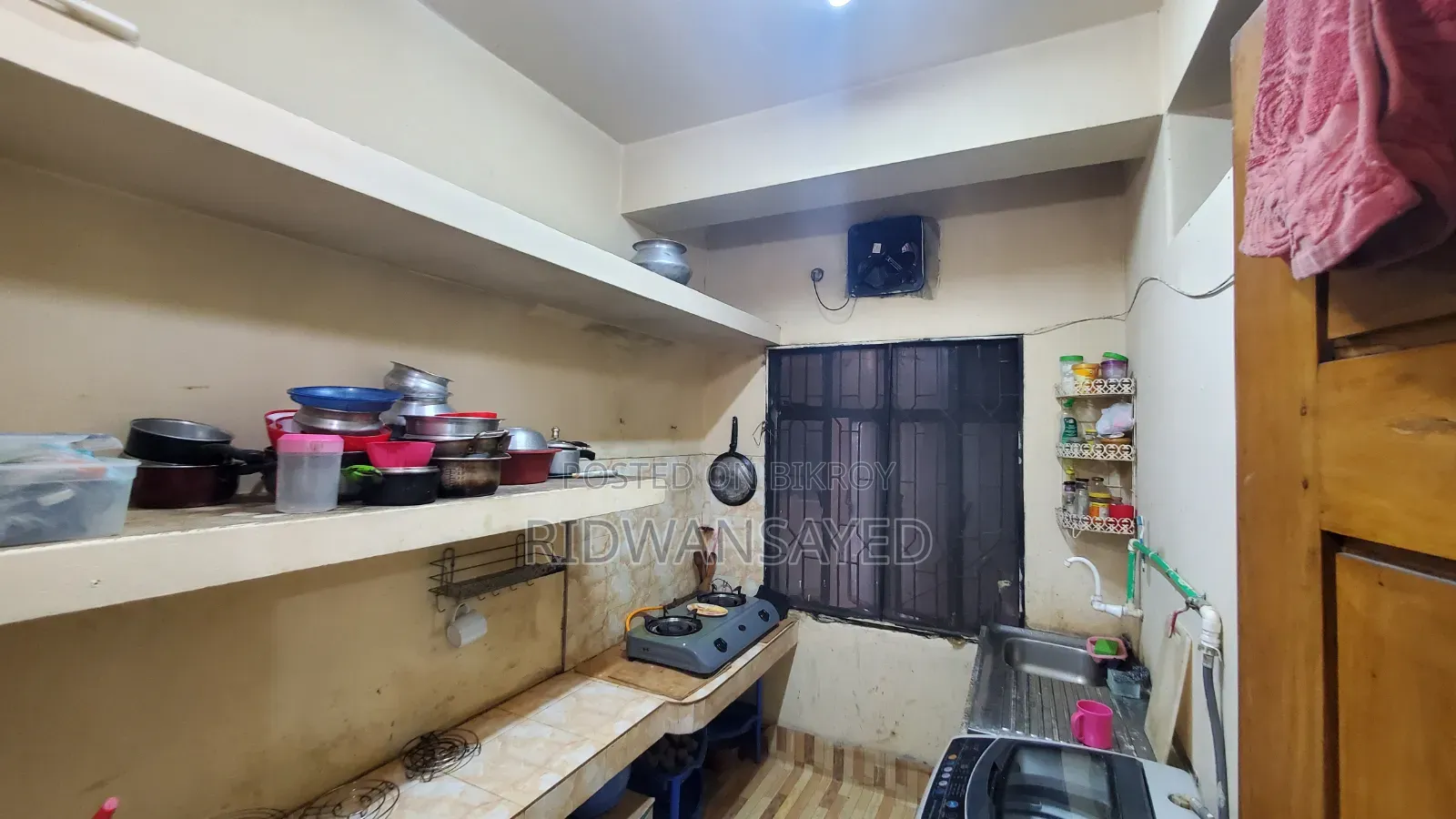 পাঁচলাইশে ভাড়ার জন্য সুসজ্জিত ২ বেডরুমের অ্যাপার্টমেন্ট