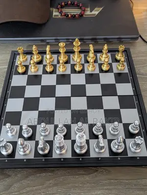 Premium Magnetic Folding Chess Set