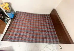 ডাবল বেড সাথে তোশক জাজিম