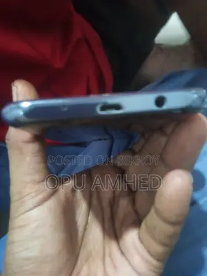 Samsung Galaxy J7 . (Used)