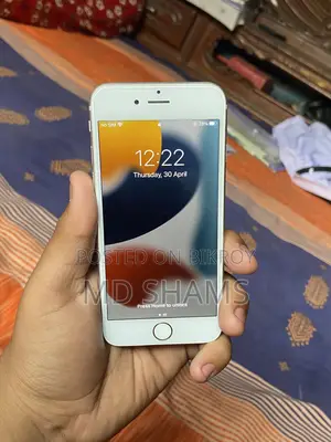 Apple iPhone 6s 64 GB White