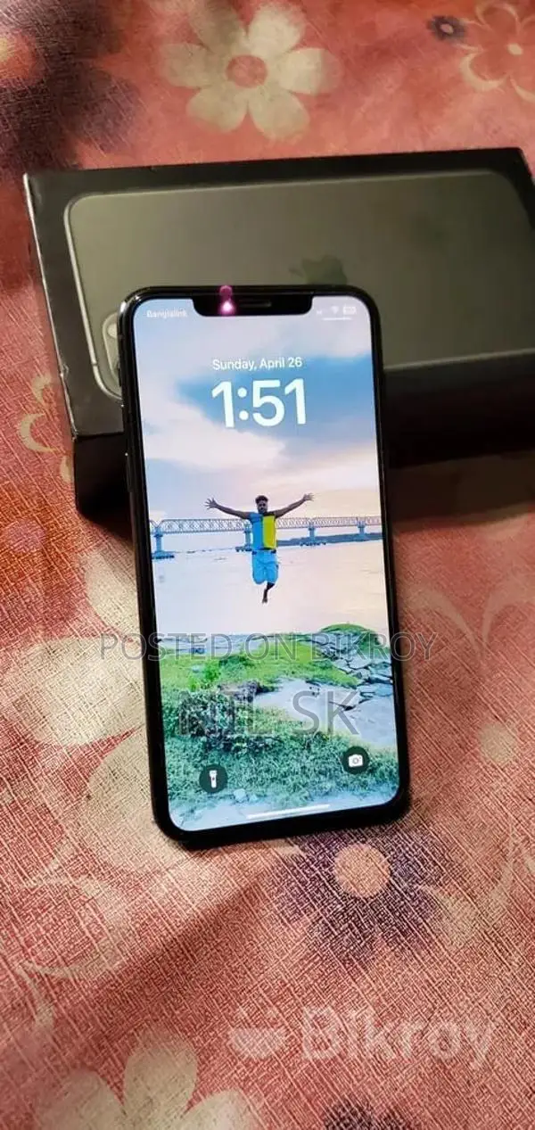 Apple iPhone 11 Pro Max Super Fresh (Used)