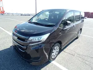 Toyota Noah X PKG NON HYB 2021
