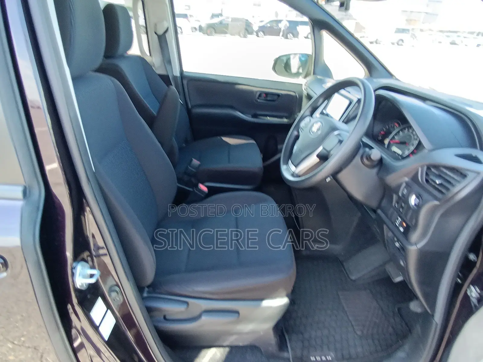 Toyota Noah X PKG NON HYB 2021