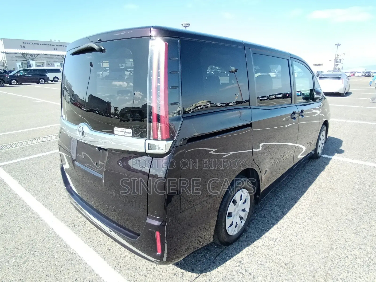 Toyota Noah X PKG NON HYB 2021
