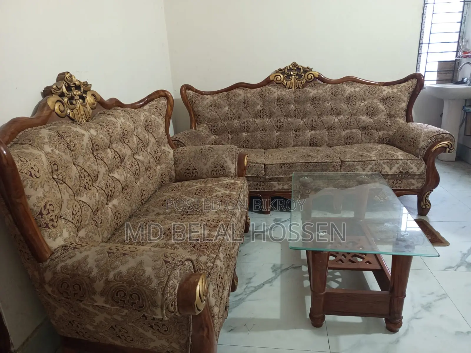 Sofa Set with Tea Table for Sell 5 Seat Gorgeous Look- Urgent
