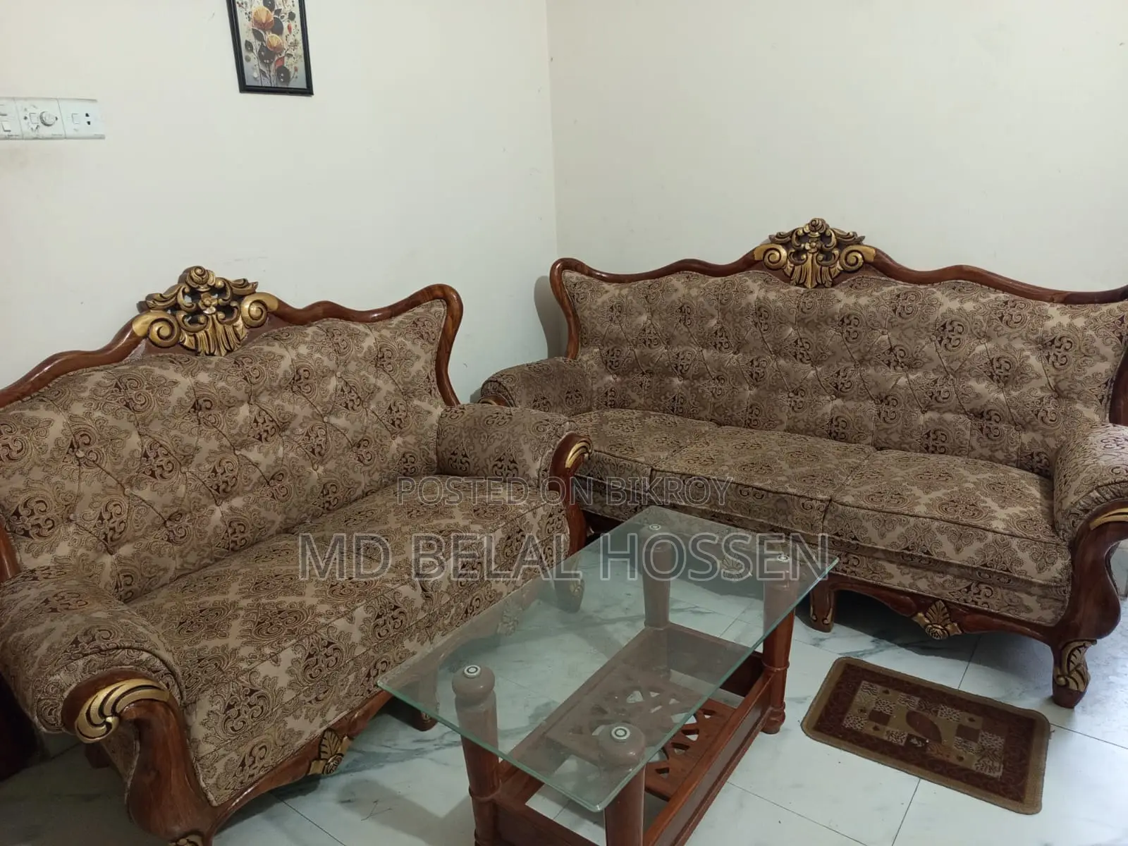 Sofa Set with Tea Table for Sell 5 Seat Gorgeous Look- Urgent