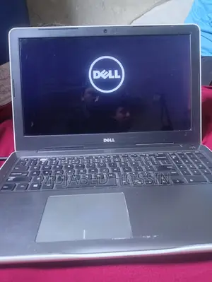 Laptop Dell Inspiron 15 5576 12GB Intel Core I3 SSD 256GB