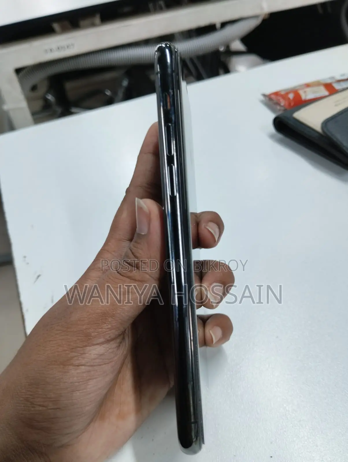 অ্যাপল আইফোন ১১ প্রো ২৫৬ জিবি ব্ল্যাক