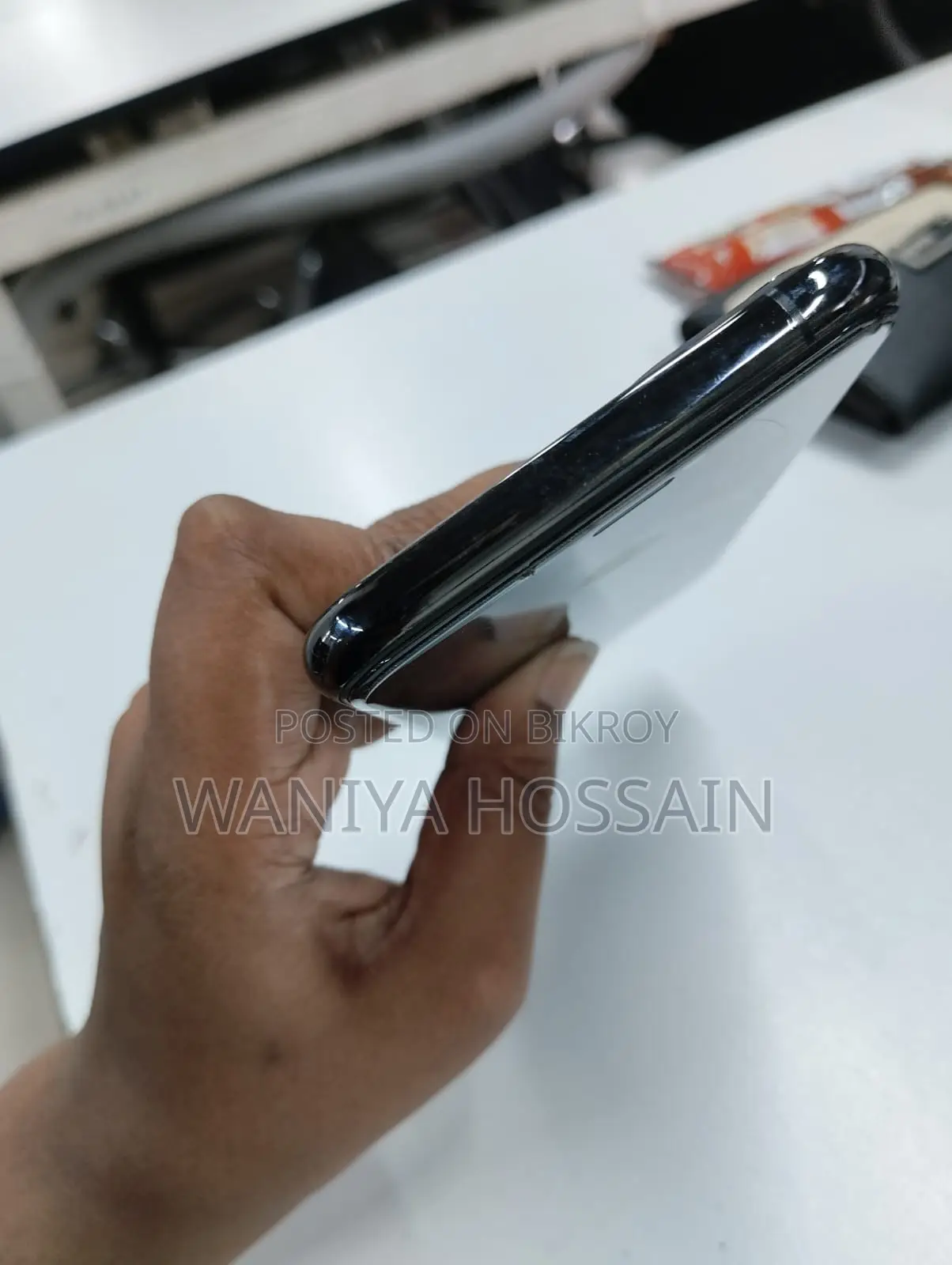অ্যাপল আইফোন ১১ প্রো ২৫৬ জিবি ব্ল্যাক